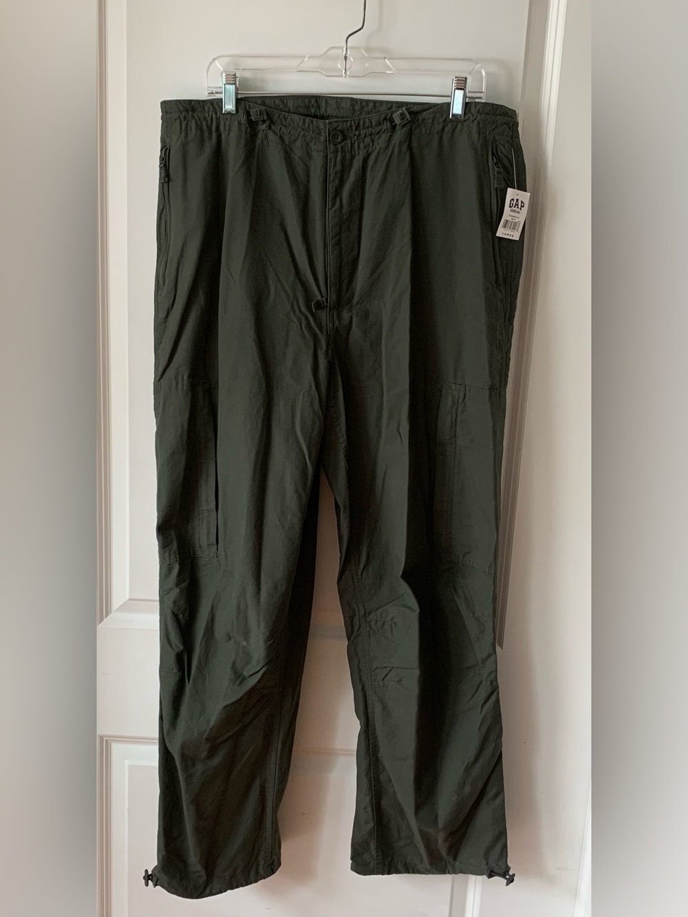 Gap Men’s Olive Green Utility Pants